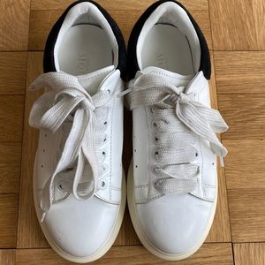 Alexander McQueen Sneakers (W)